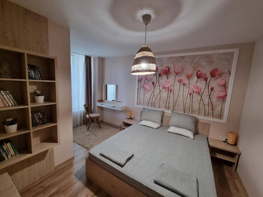 Apartment Polina - 2Bd Next To Sea Garden Варна Экстерьер фото