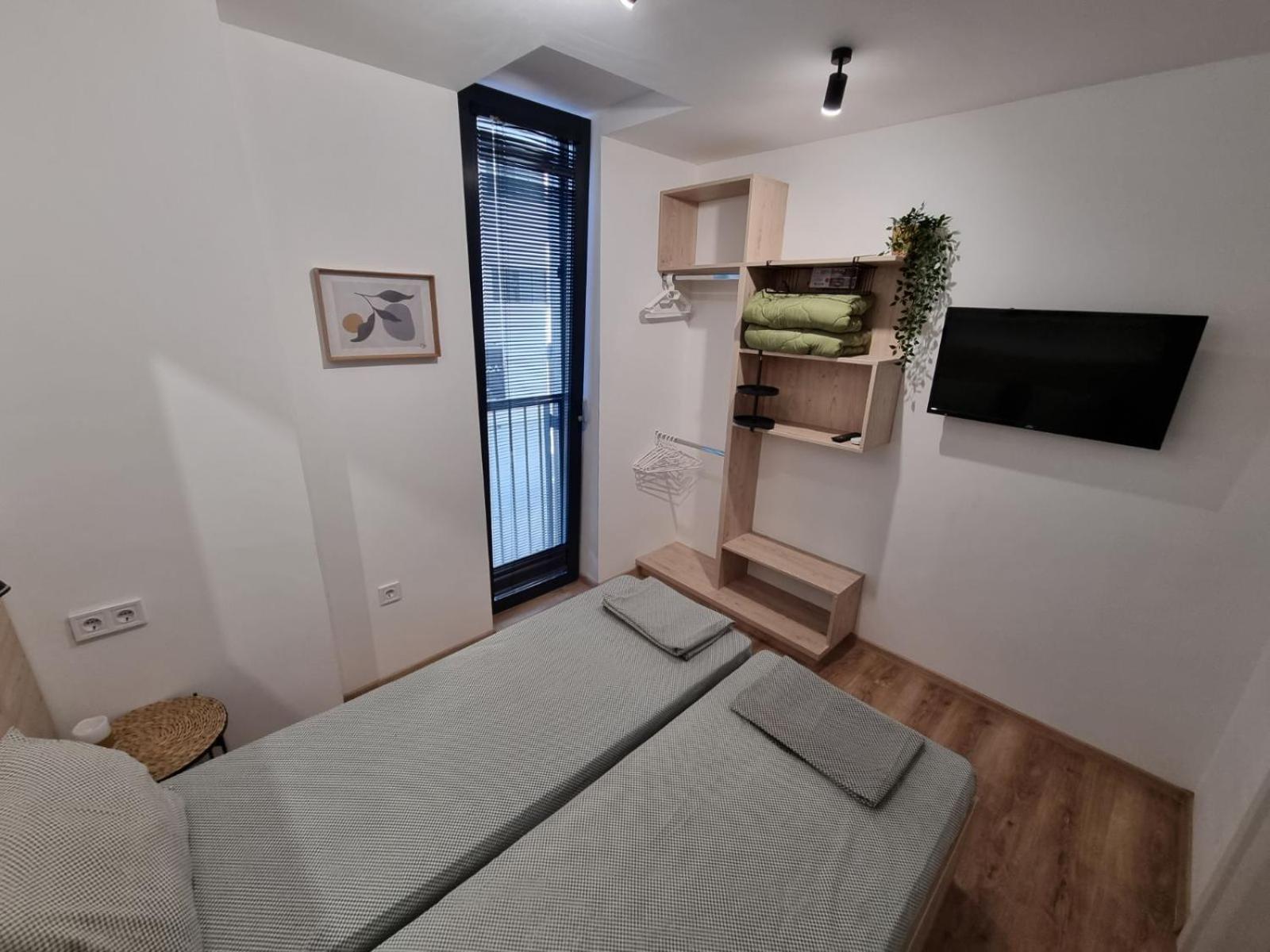 Apartment Polina - 2Bd Next To Sea Garden Варна Экстерьер фото