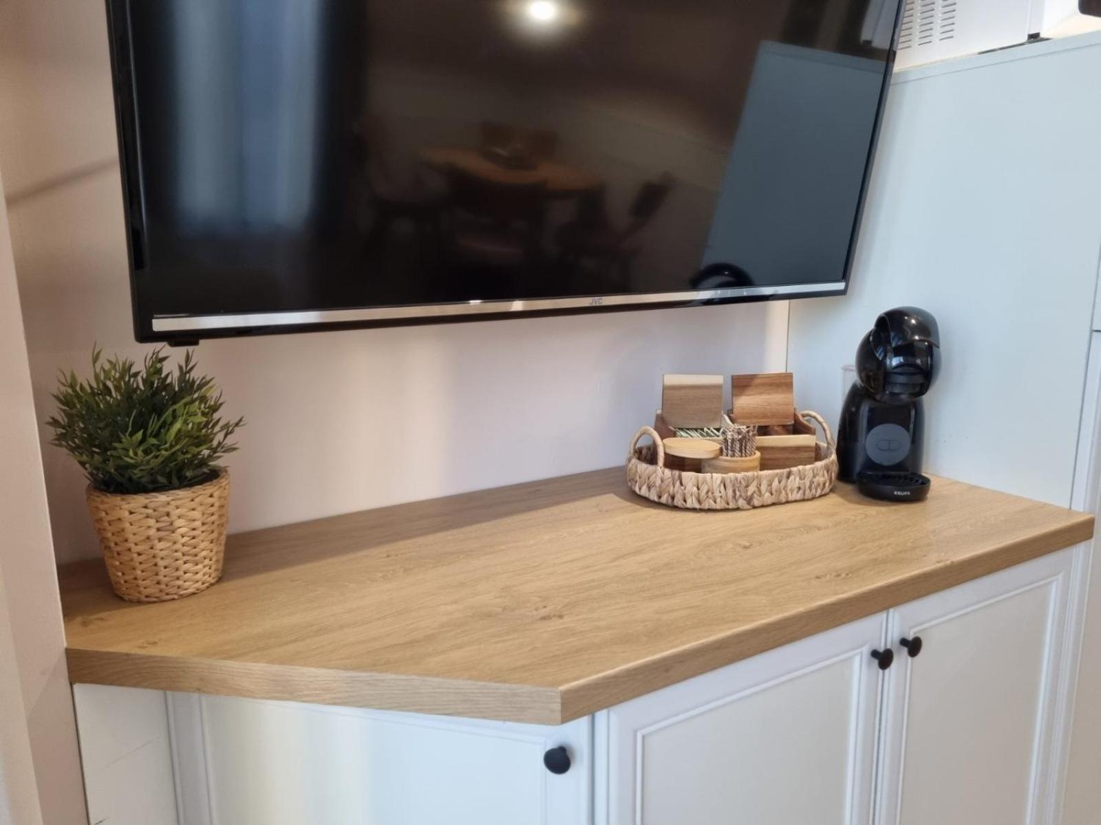 Apartment Polina - 2Bd Next To Sea Garden Варна Экстерьер фото