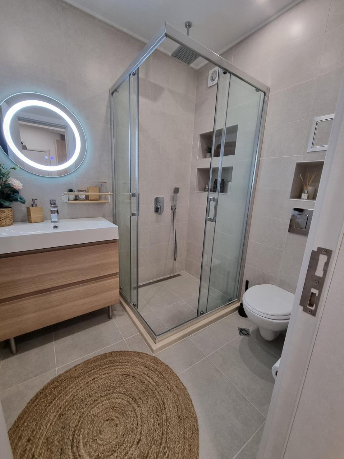 Apartment Polina - 2Bd Next To Sea Garden Варна Экстерьер фото